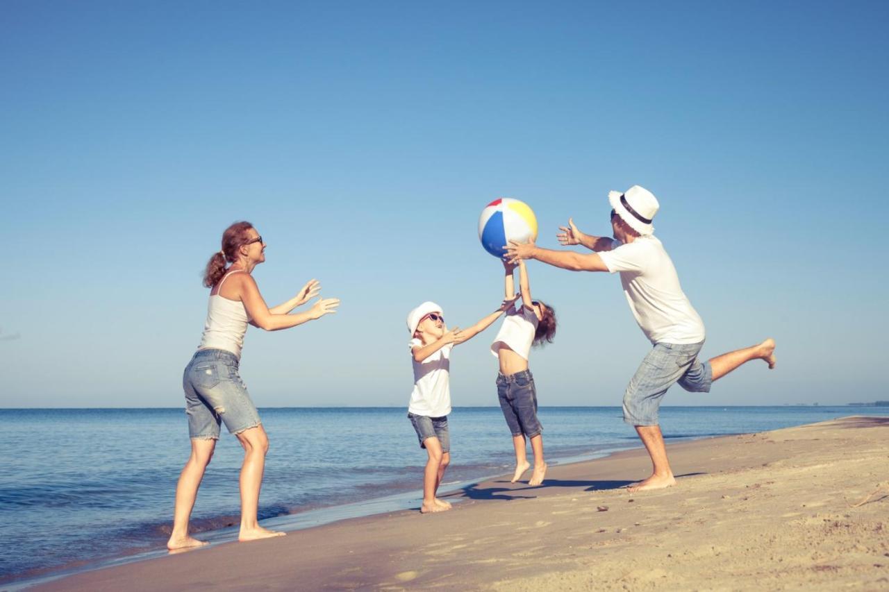 Blue Dolphin Holiday Park Gristhorpe Εξωτερικό φωτογραφία